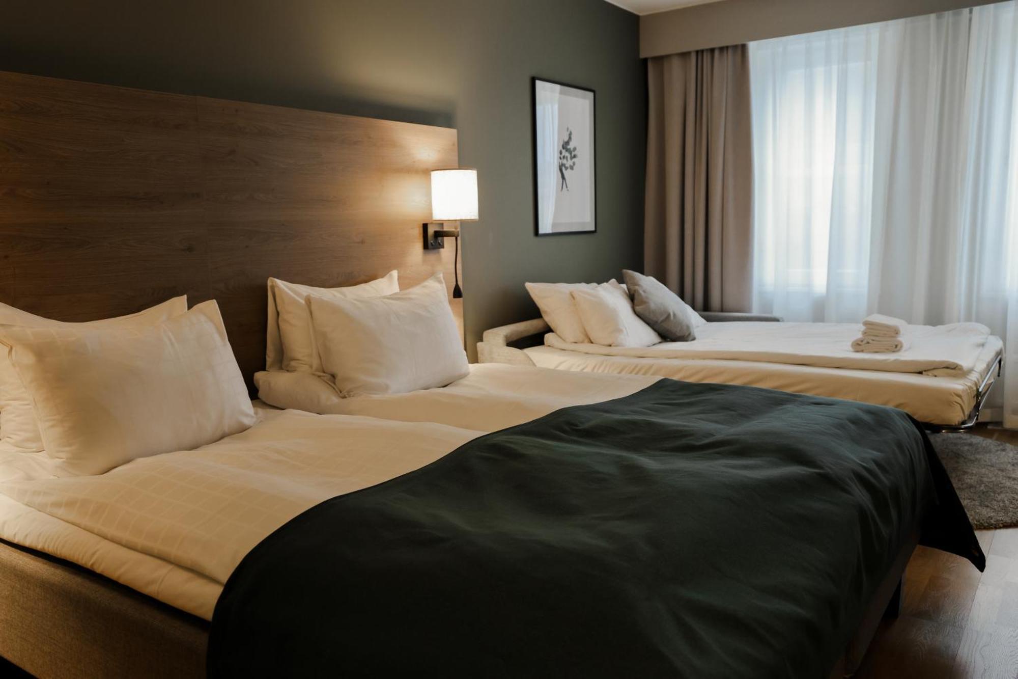 เฟิร์สต์ โฮเทล แกรนด์ ฟาลุน Hotel ฟาลัน ภายนอก รูปภาพ